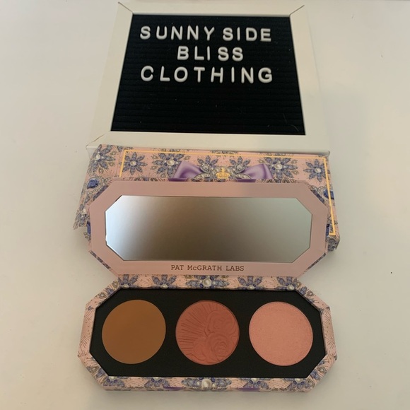 Pat McGrath Labs Divine Blush+Bronzer+Glow Trio Face Pallet *New* - Picture 1 of 6